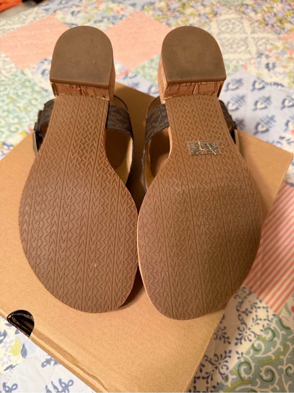 Michael Kors Brown w/Cork Bottom Thong Sandals w/ Signature Logo Strap w/buckle - Picture 3 of 3